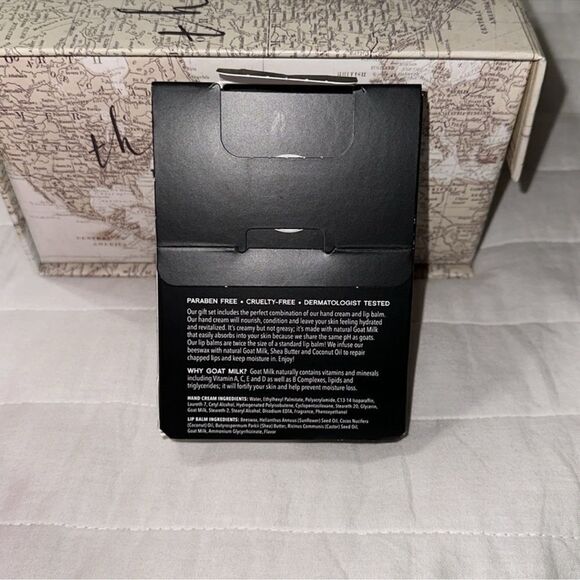 DIONIS Peppermint Twist Goat Milk Lip Balm & Hand Cream Gift Set - Picture 7 of 13